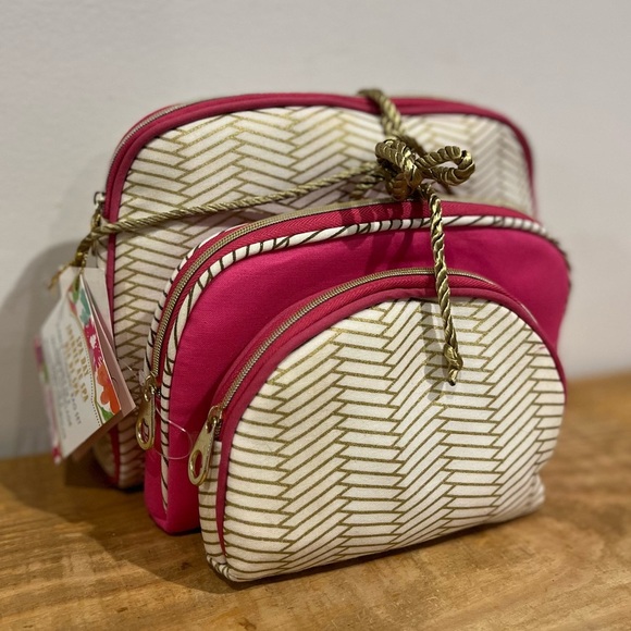 NWT make up/‎ cosmetic bag bundle pink and gold - Picture 1 of 7